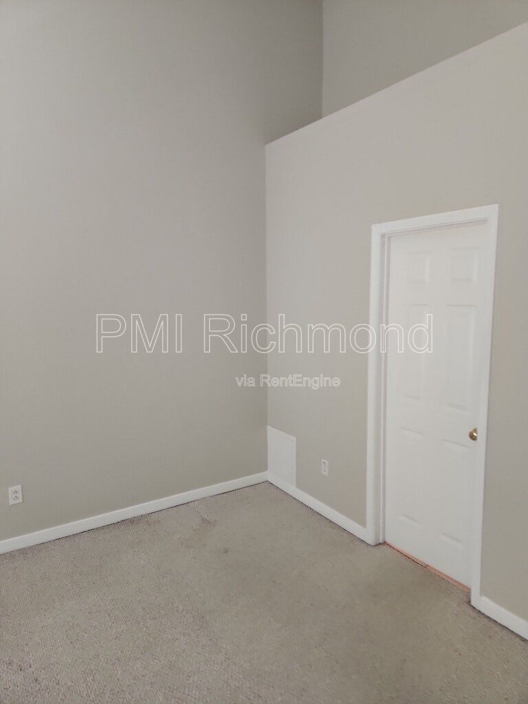 Amazing 3-Bedroom House in Chesterfield! property image