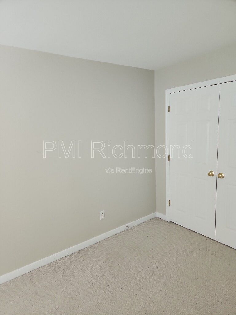 Amazing 3-Bedroom House in Chesterfield! property image