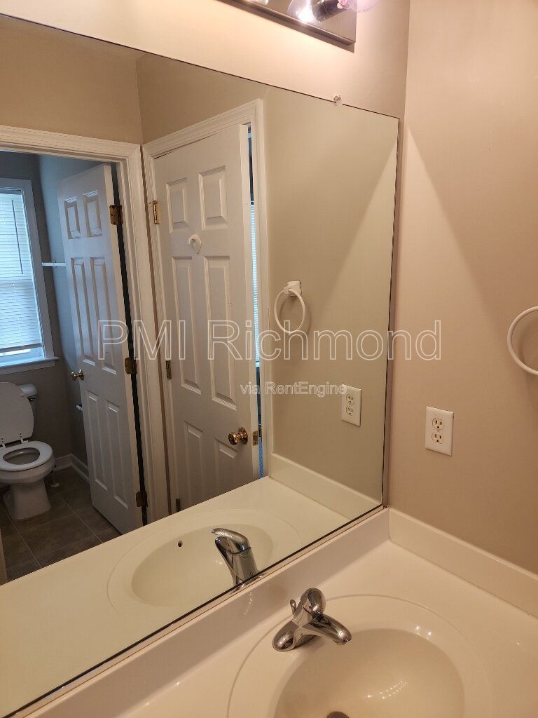Amazing 3-Bedroom House in Chesterfield! property image