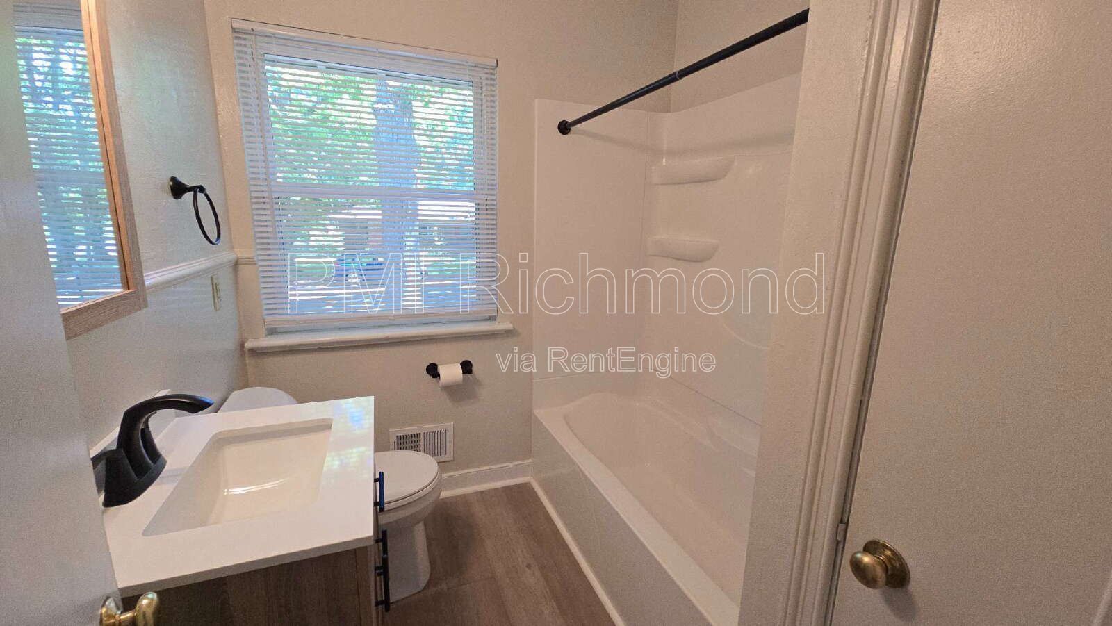 Fantastic 3 Bed, 1 Bath Brick Rancher in Richmond! property image