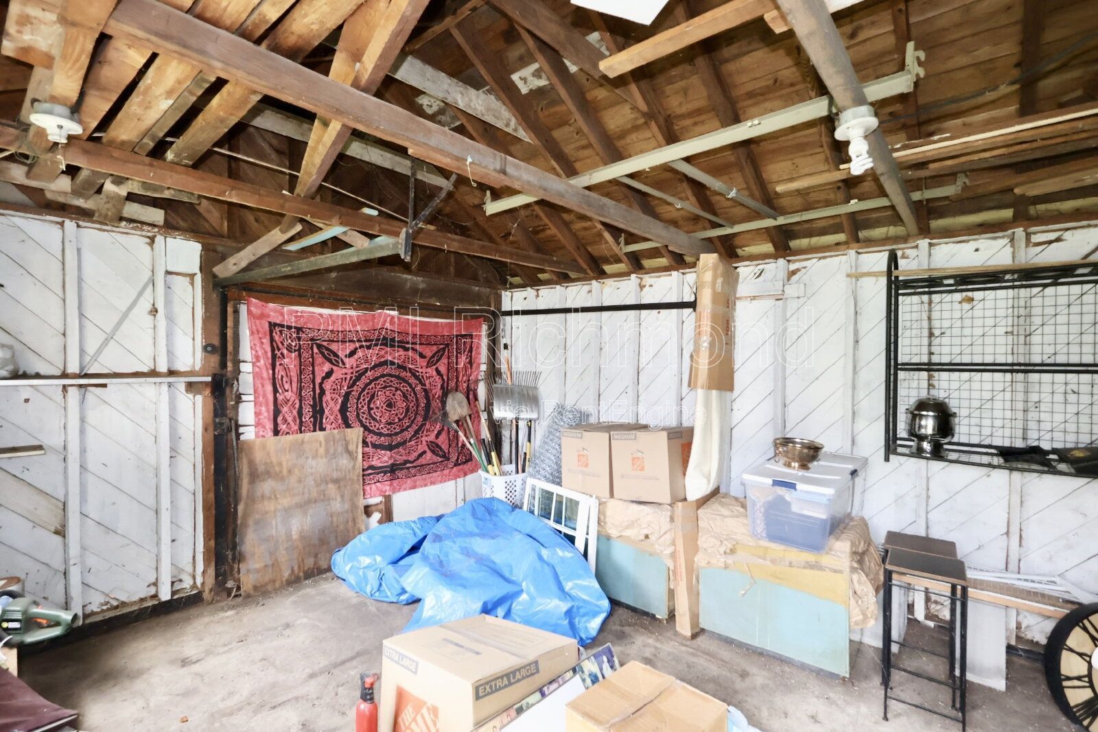 Cute & Cozy 2-Bed Retreat on Maple Avenue in Richmond! property image